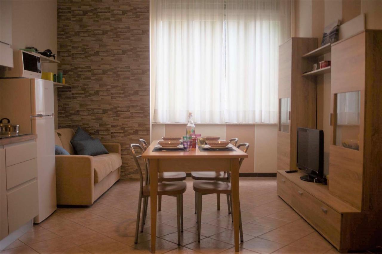 Appartamento Timeless Con Piscina E Tennis 瓦尔博若纳 外观 照片