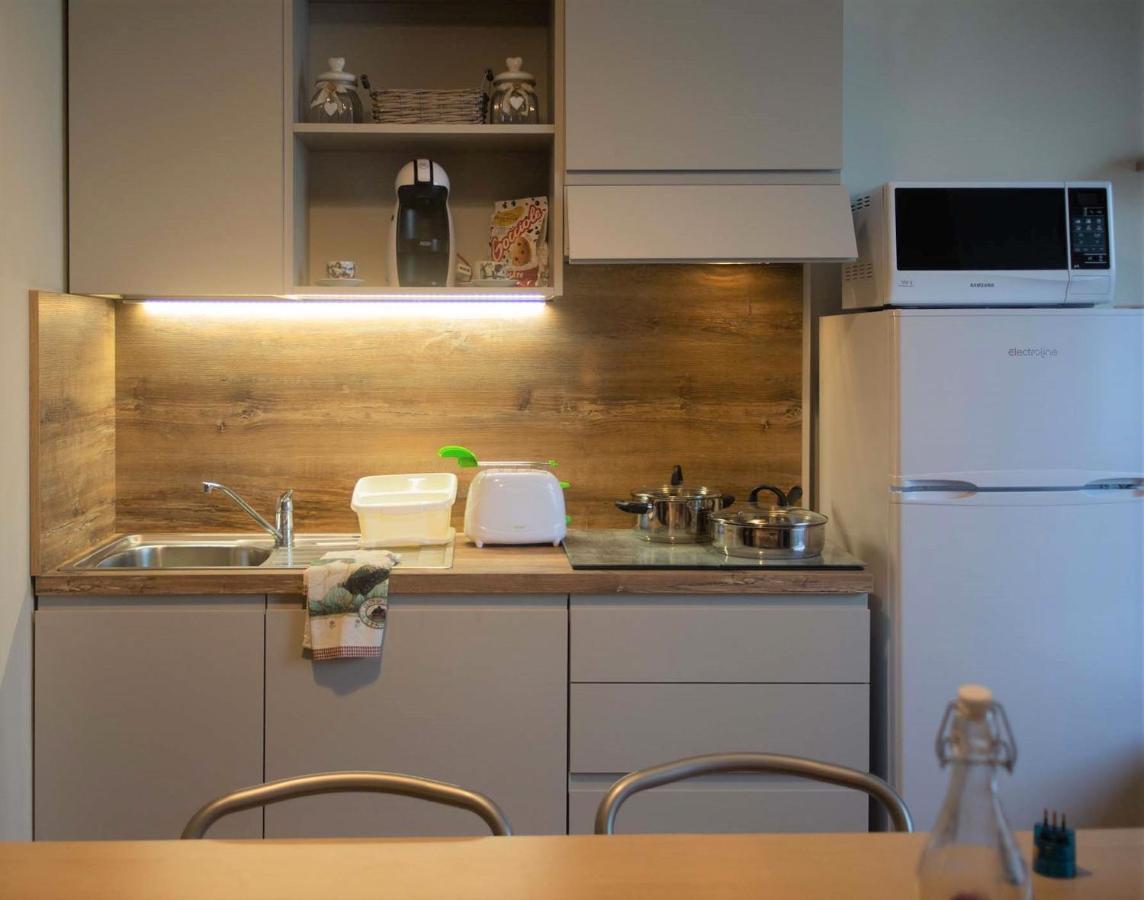 Appartamento Timeless Con Piscina E Tennis 瓦尔博若纳 外观 照片
